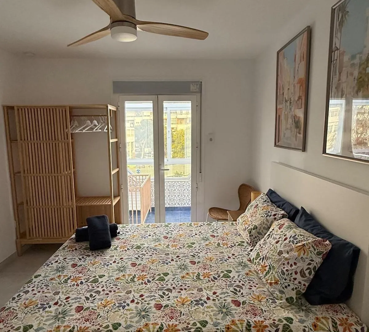 Comfortable Spacious Flat Near Station Torremolinos Daire