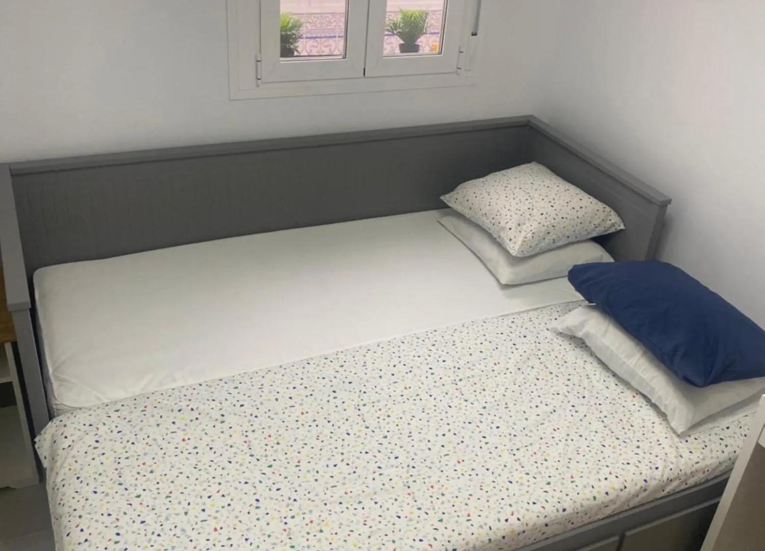 Comfortable Spacious Flat Near Station Torremolinos Apartment